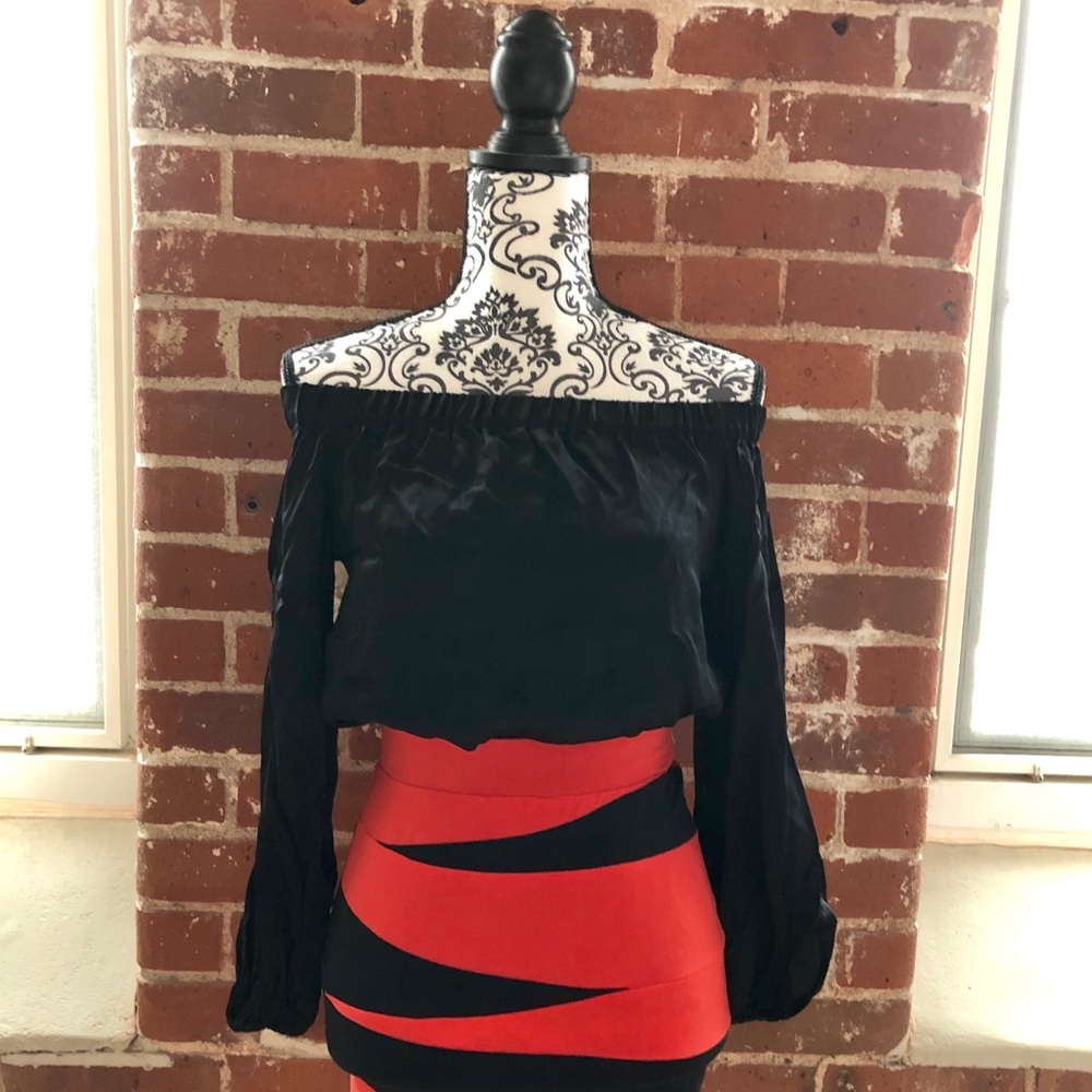 Off the should silk h&m top